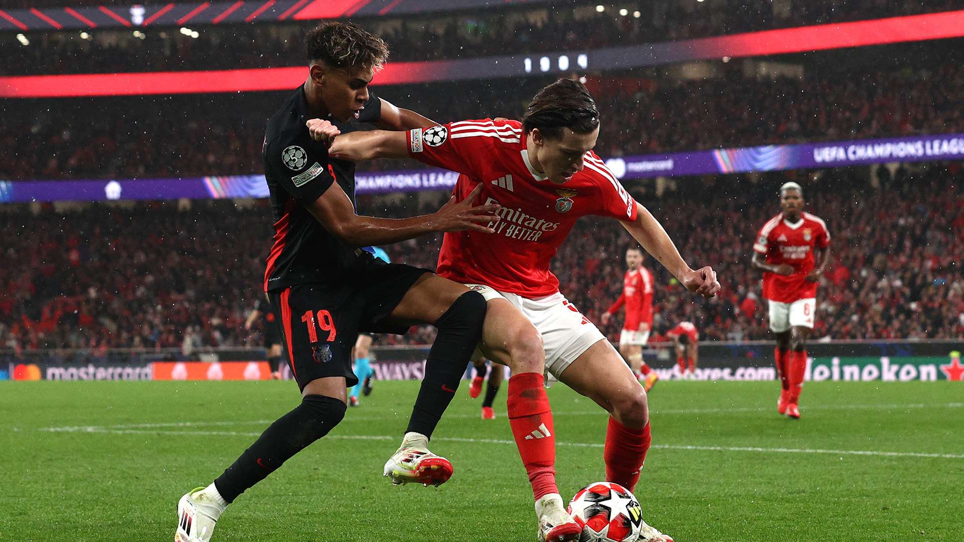 欧洲足坛的 欧洲足坛的